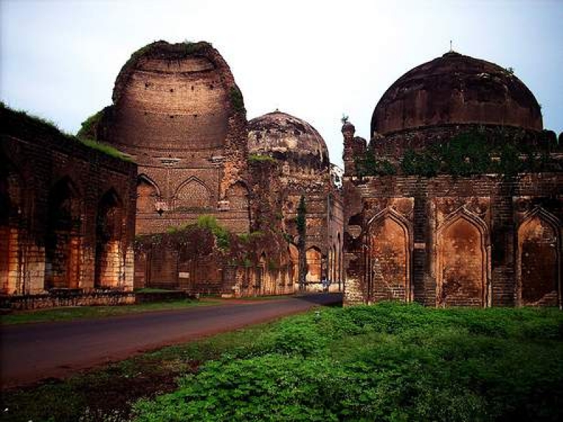 Bahmani Tombs